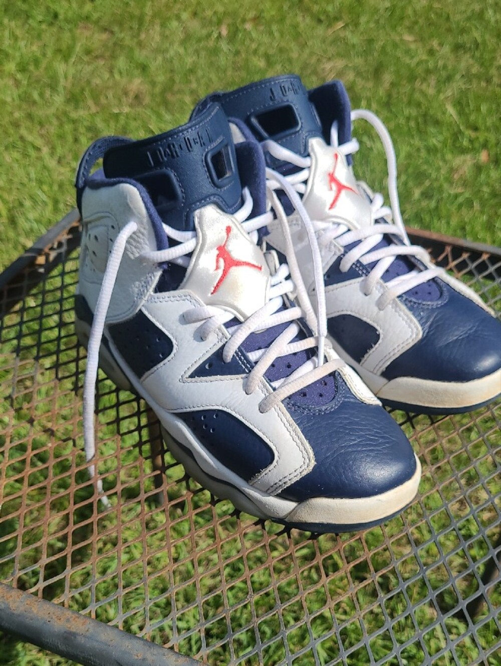 Air Jordan 6 Retro 2024 Olympic Kids Size 5.5y - Picture 6 of 12